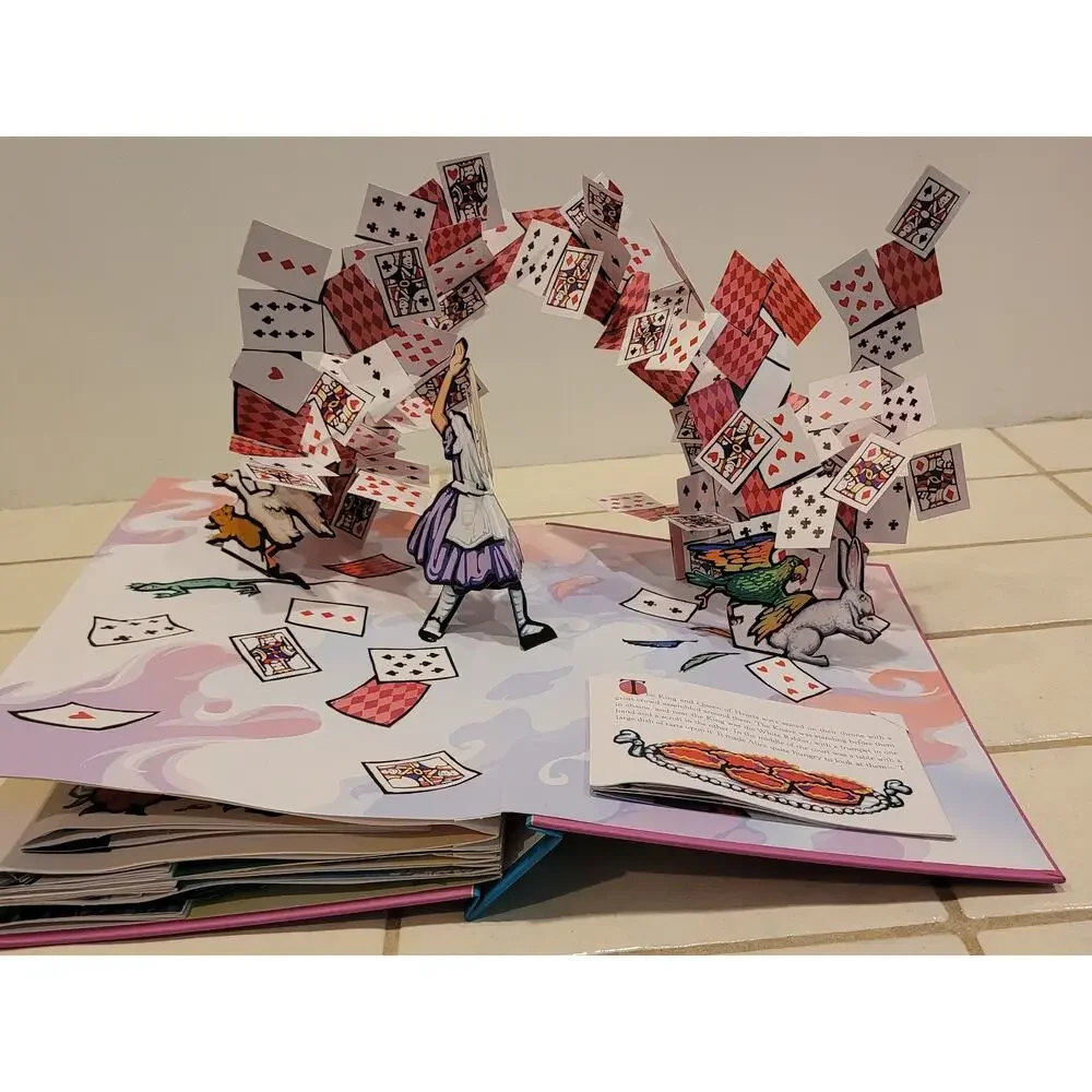 Robert Sabuda Alice’s Adventures in Wonderland Pop-Up Book First Edition 2003